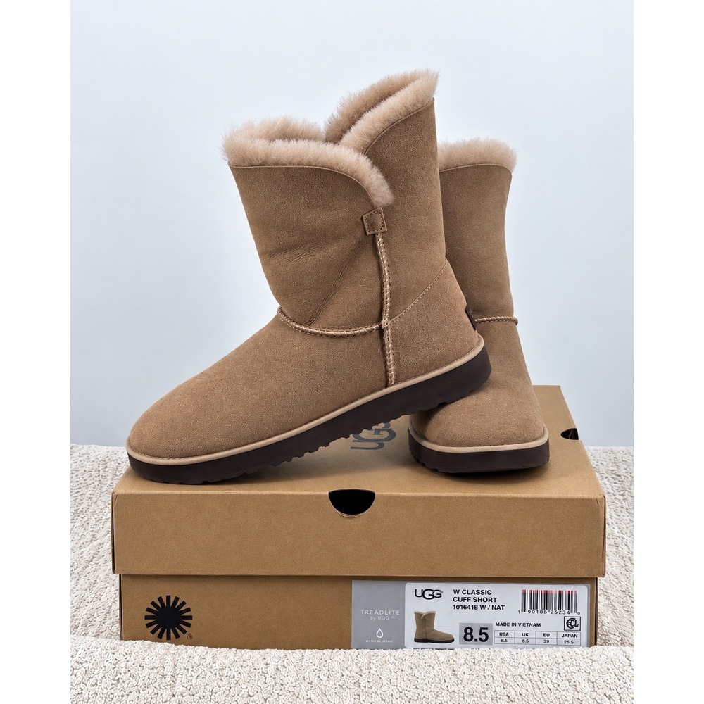 UGG W Classic Cuff Short Suede Boots Natural Tan 1016418 W/NAT Sz 8.5